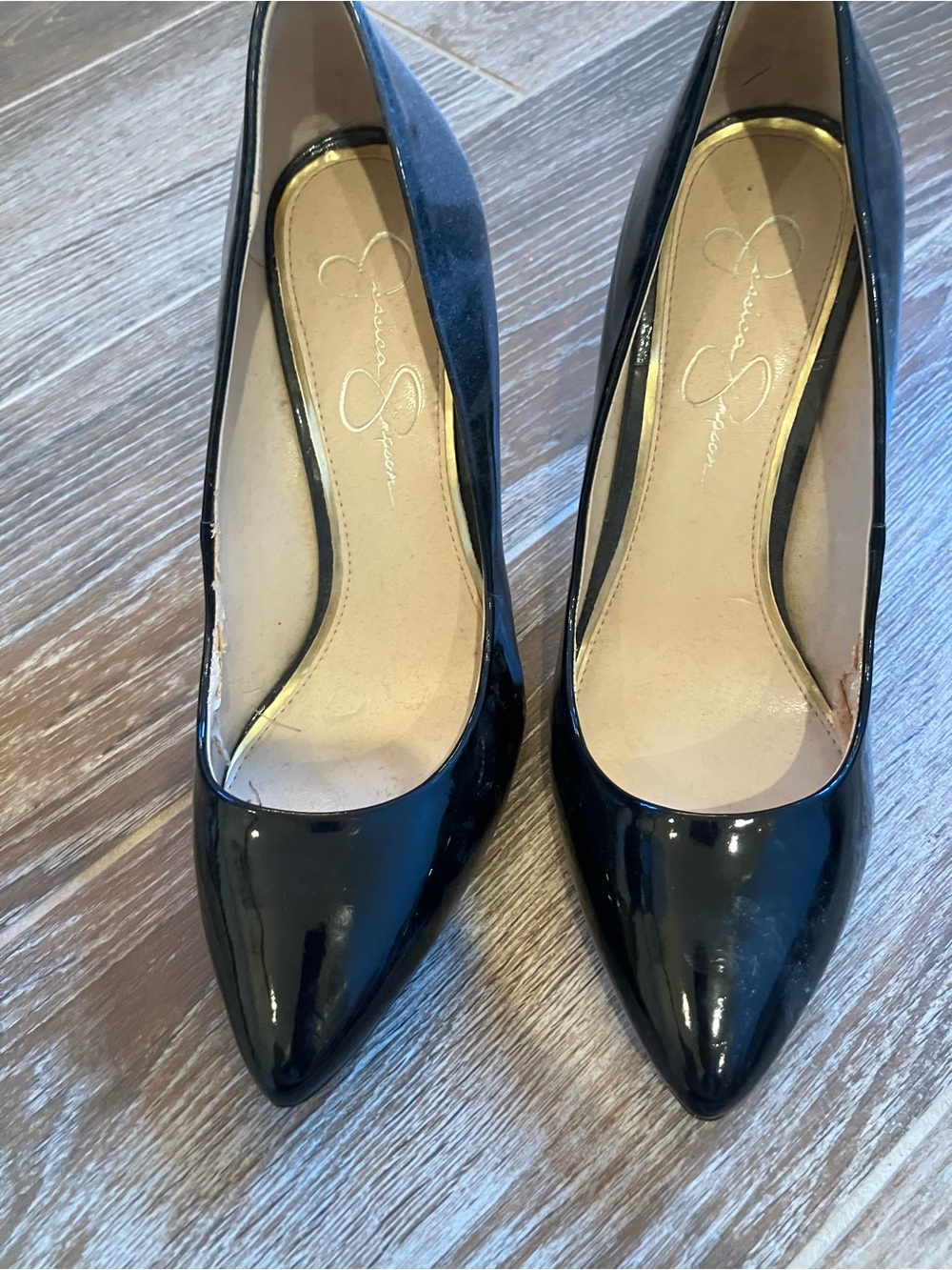 Jessica Simpson Black Patent Pointed Pumps with Low Heel - Picture 1 of 4